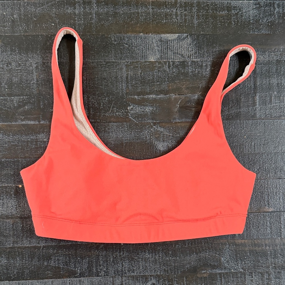 Vuori Daily Bra- Grapefruit